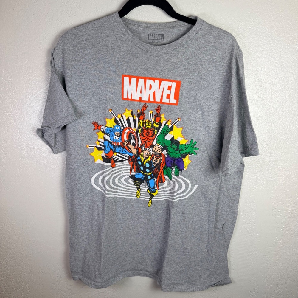 Marvel Avengers Graphic Tee Mens Large Gray Captain America Iron Man Thor Hulk
